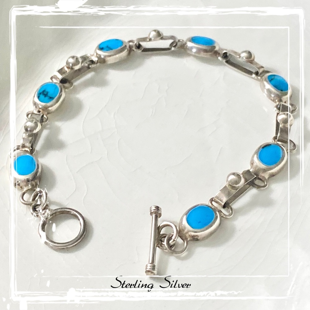 Mexico Sterling Silver Oval Turquoise Toggle Link Bracelet
